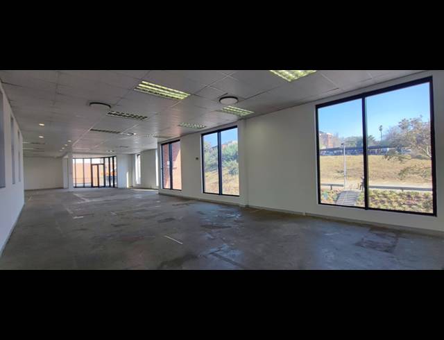 359.70M² OFFICE TO LET IN ZWARTKOP